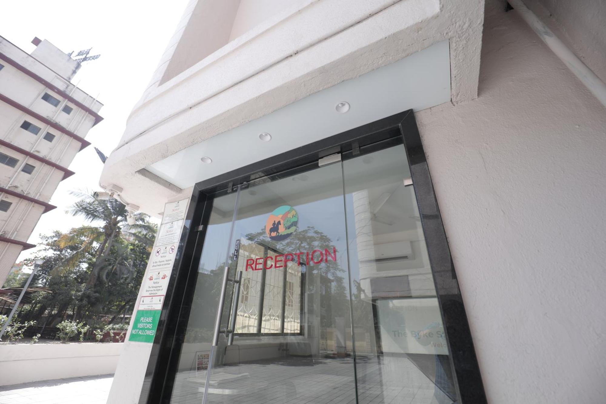 The Byke Studio Pure Veg Apartment, 탄 외부 사진