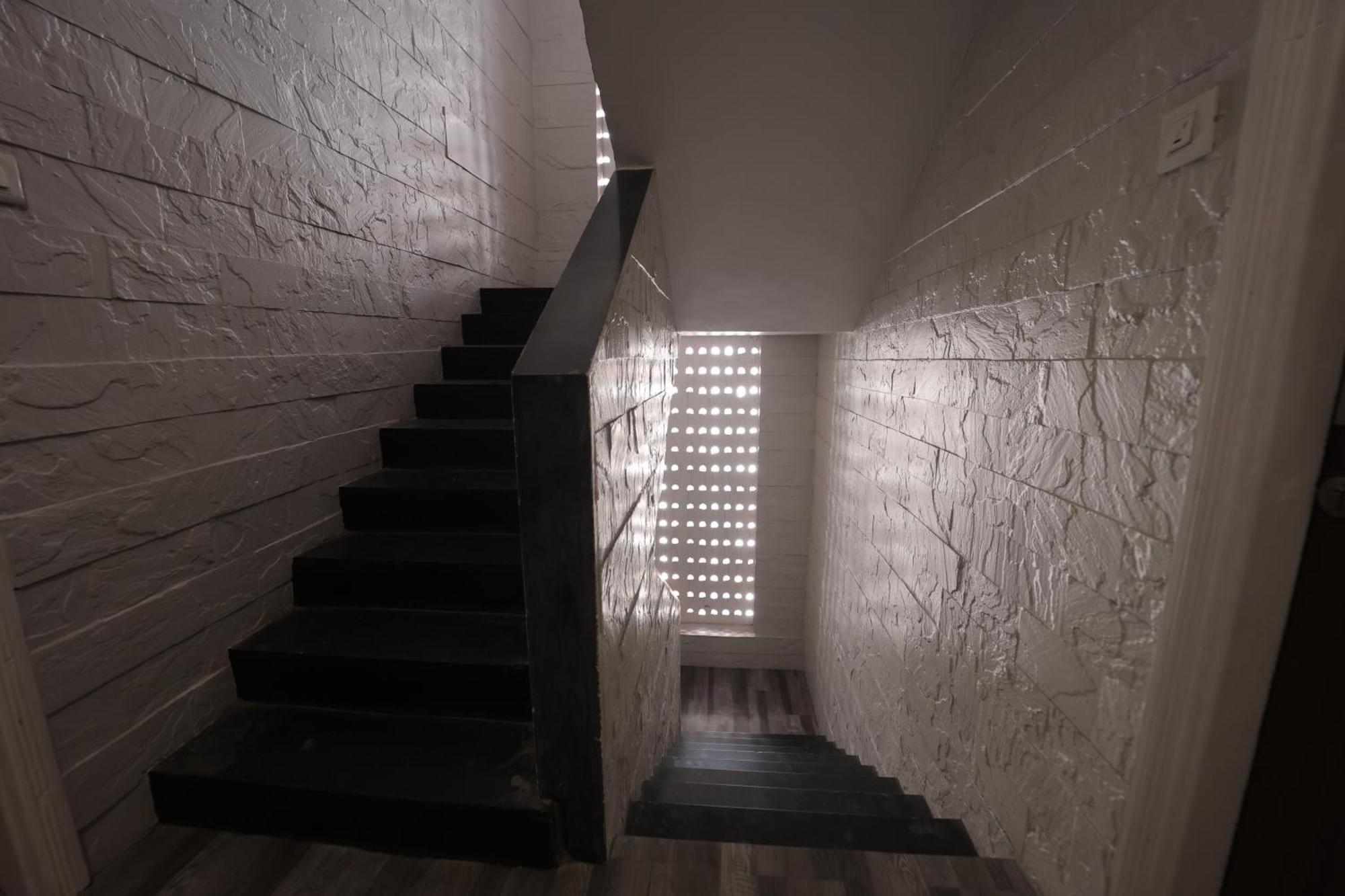 The Byke Studio Pure Veg Apartment, 탄 외부 사진