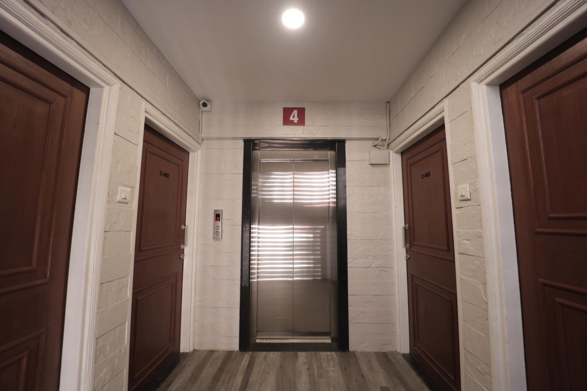 The Byke Studio Pure Veg Apartment, 탄 외부 사진